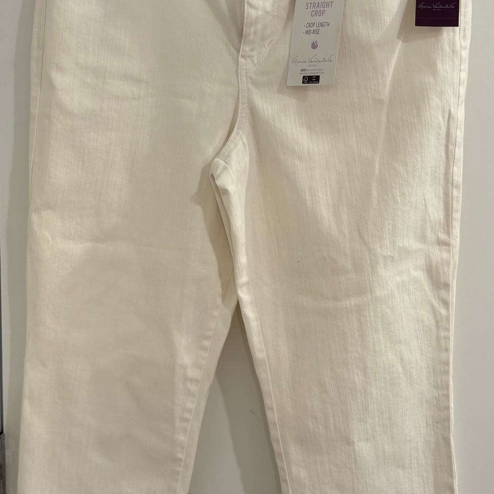 Gloria Vanderbilt Cream Mid-Rise Crop Pants / SIZE 12